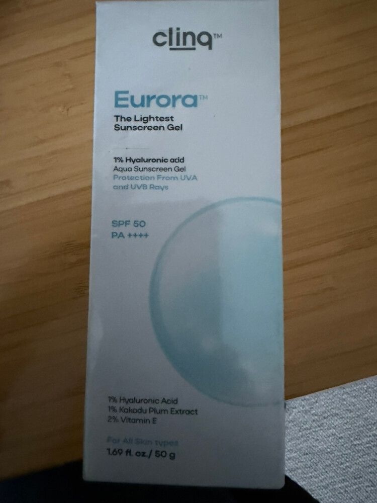 SPF 50 sunscreen gel