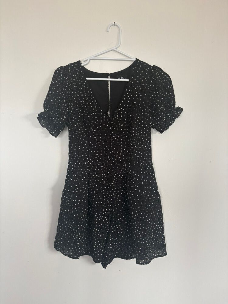 Black spot play suit