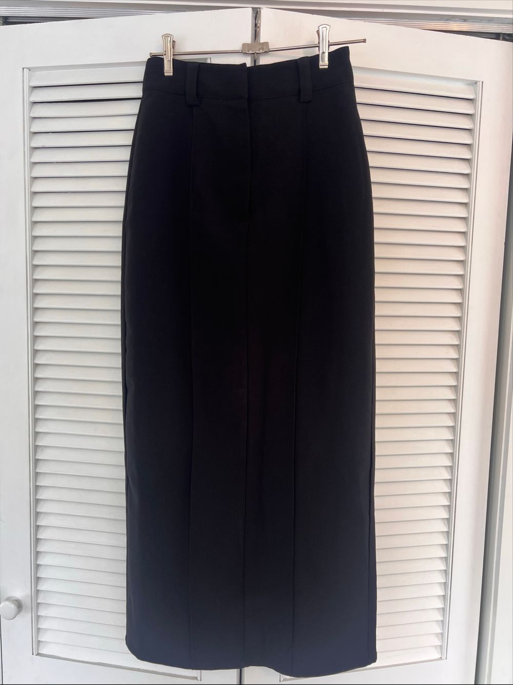 DISSH Black Midi Skirt