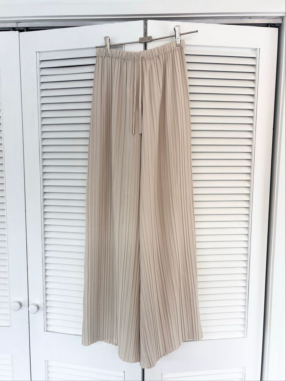 MINERAL Beige Pleated Wide Leg Pants