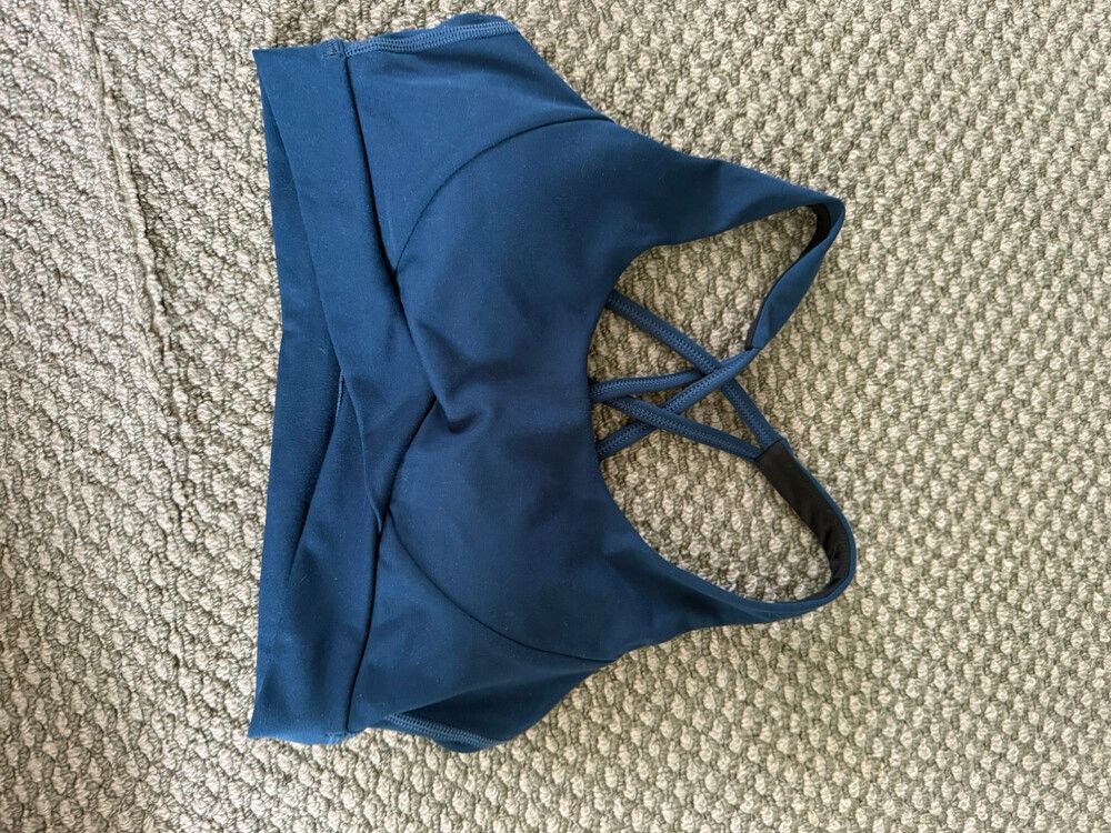 sports bra