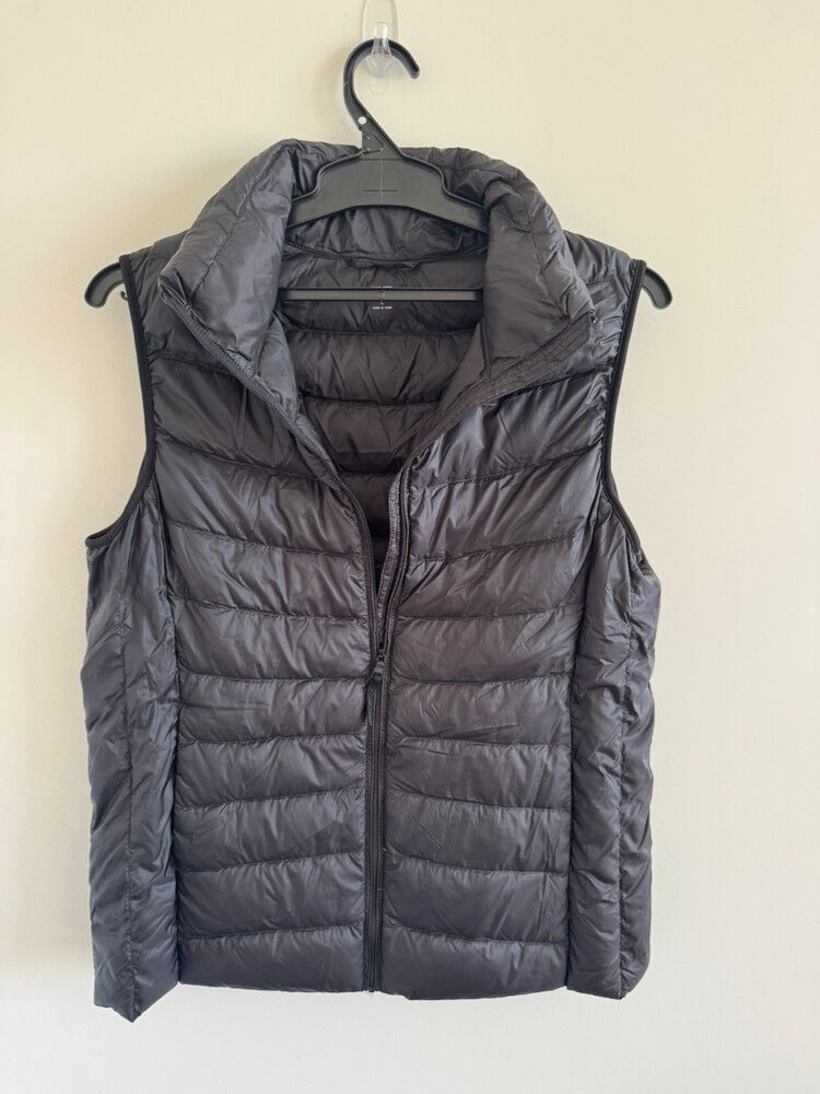 Uniqlo Down Puffer Vest