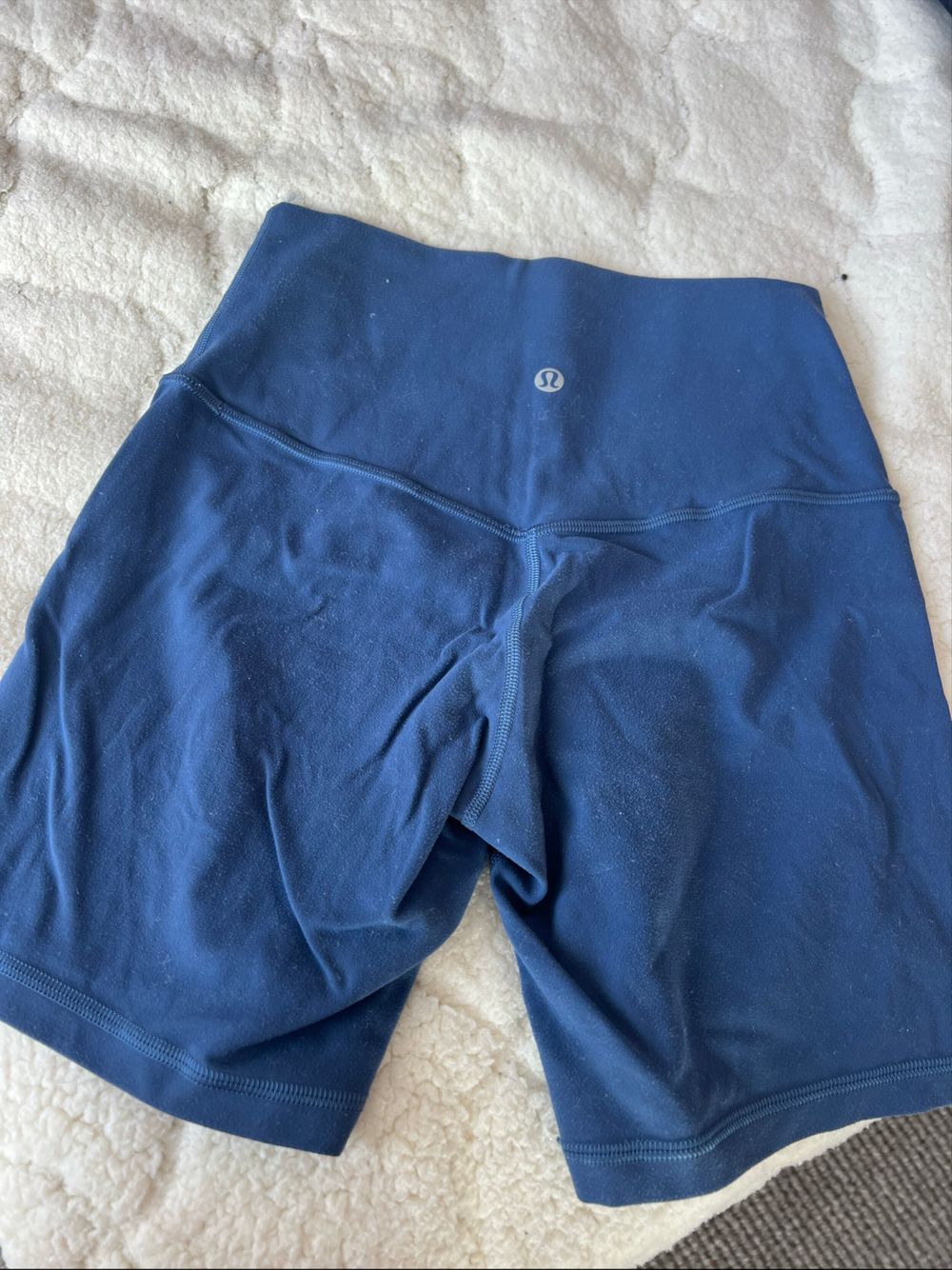 Lululemon Align 6” Shorts