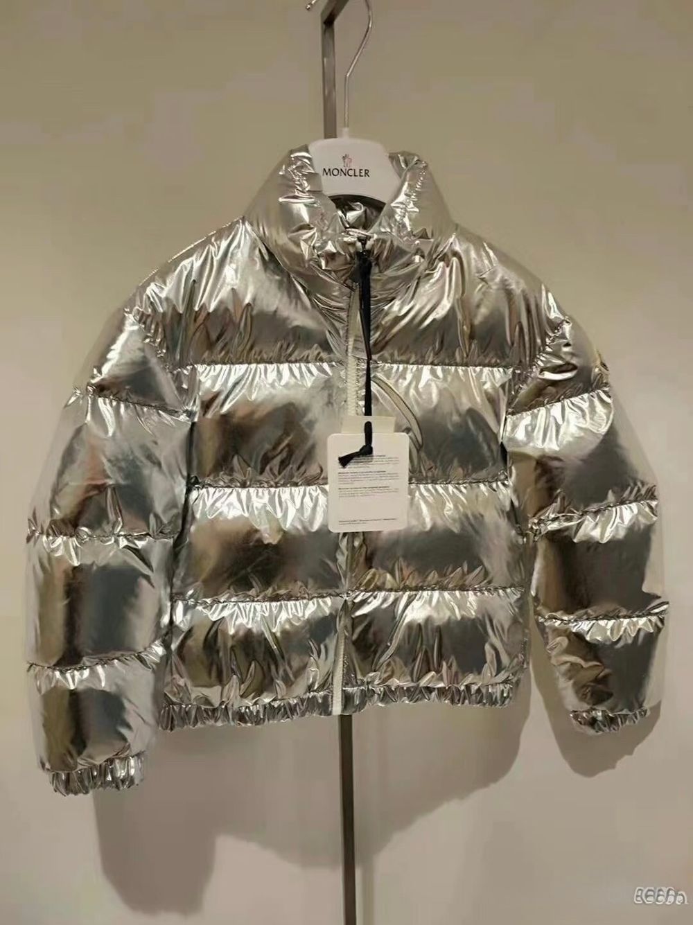 Moncler Silver Down Jacket Size 14A (For Height Under 160cm, Unisex)