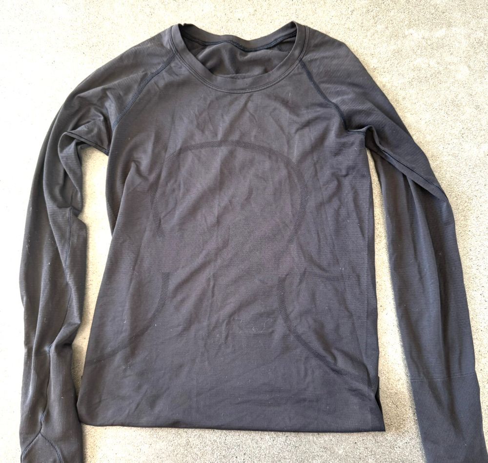 Lululemon Black Long Sleeve Swiftly Tech Top