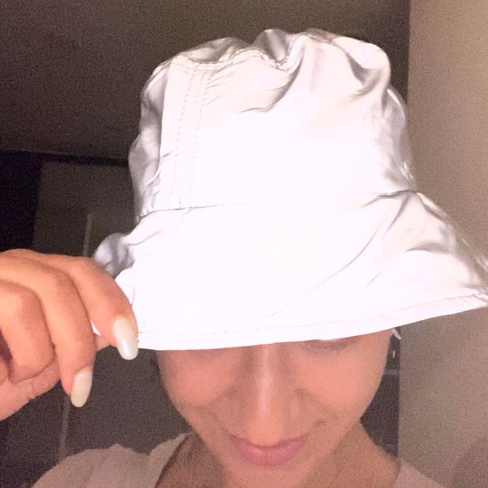 ✨ Glow in the dark (with flash) silver festival bucket