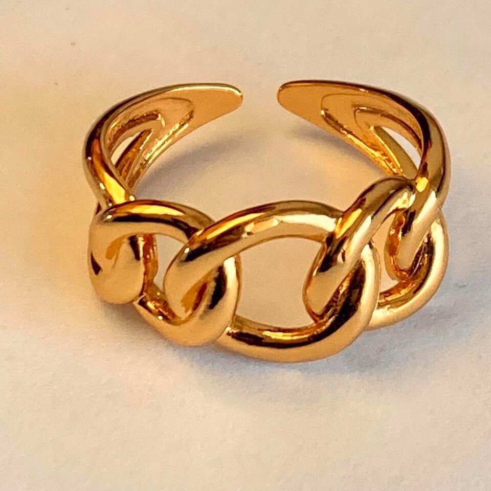 ✨ 18 K Gold filled chain ring ✨ adjustable size