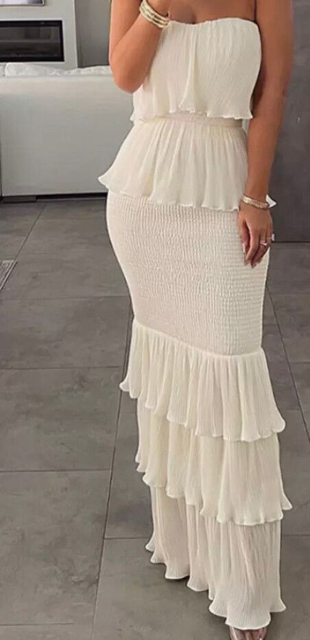 ✨ White Shirred Maxi Dress ✨ Goddess / Bridal Energy  A stunning figure-hugging maxi dress designed to enhance your natural curves while staying soft, feminine and elegant. The shirred stretch fabric sculpts the body comfortably, while the layered ruffle