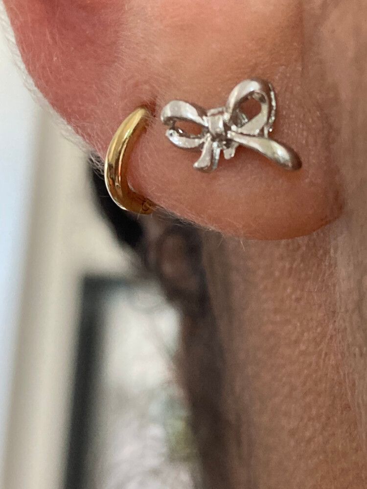 ✨ Sterling Silver Bow Earrings ✨  Timeless and delicate, these real 925 sterling silver bow earrings add a subtle touch of femininity to any look. Perfect for the soft girl aesthetic, they are dainty, lightweight, and versatile—ideal for everyday wear or