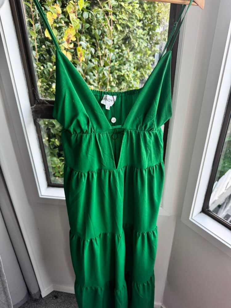SNDYS The Label - SNDYS The Label Green Dress on Designer Wardrobe SNDYS The Label - SNDYS The Label Green Dress on Designer Wardrobe