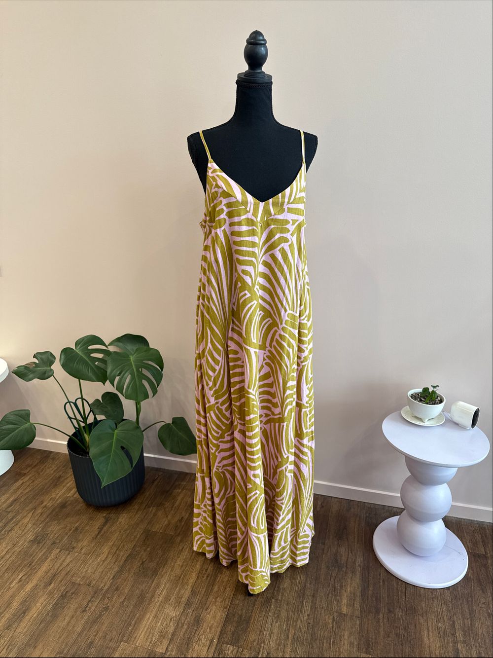 slim fit dress slacks Decjuba Sophia Denim Dress – Rent a Dress with LS main image 0