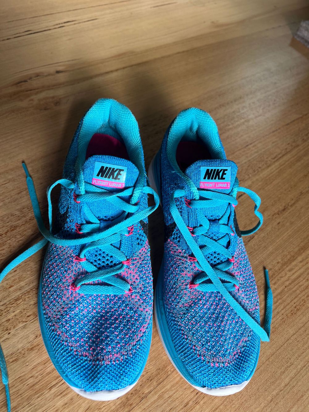 nike flyknit lunar blue