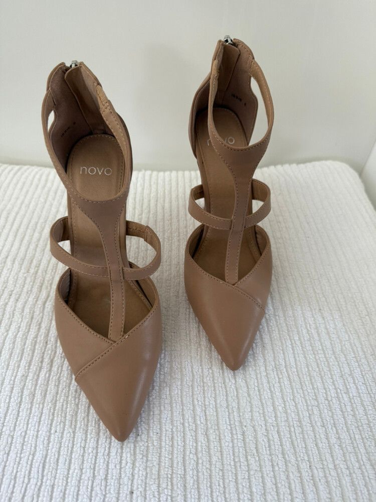 Novo Nude Pointed Stilettos Size 5