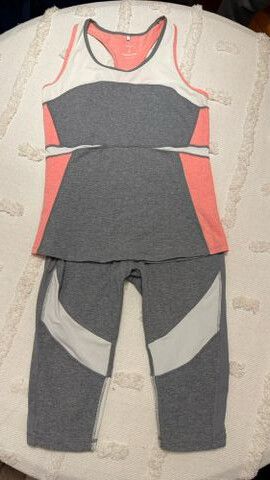 Country Road Peach Grey White Active Matching Set Size L Size 12