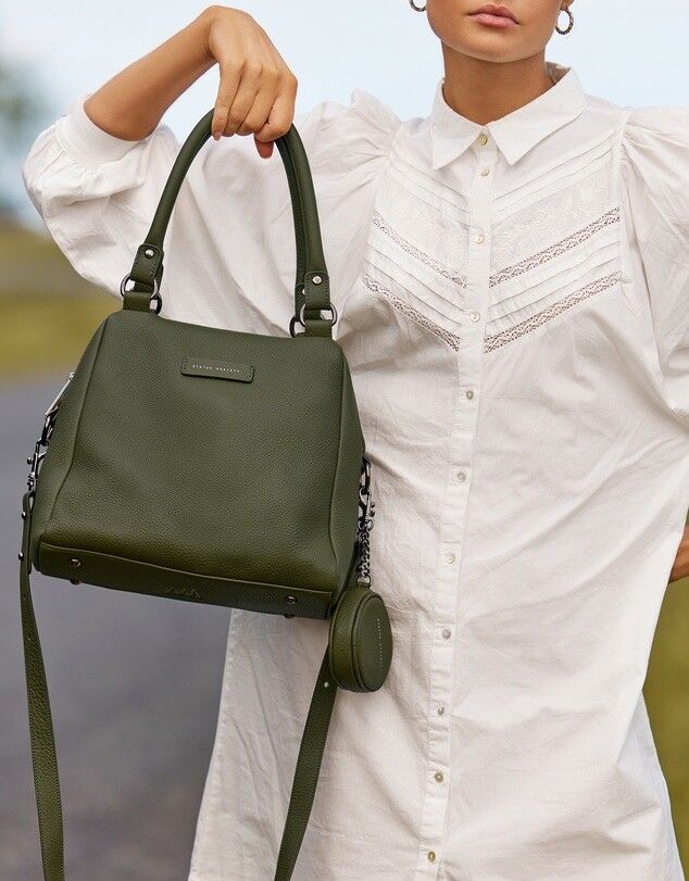 Status Anxiety The Last Mountains Bag RRP $425 – Khaki Green – Pebble Leather