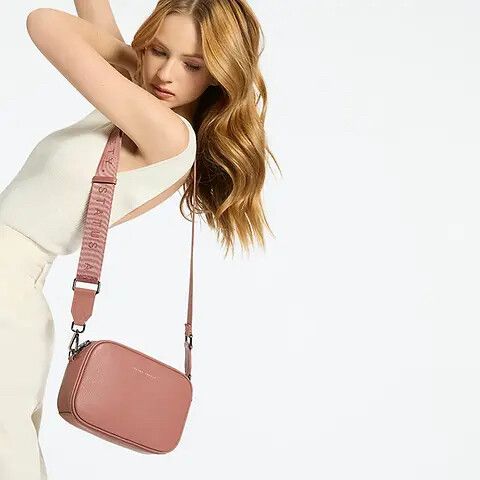 Status Anxiety Plunder Bag – Dusty Rose Leather Crossbody