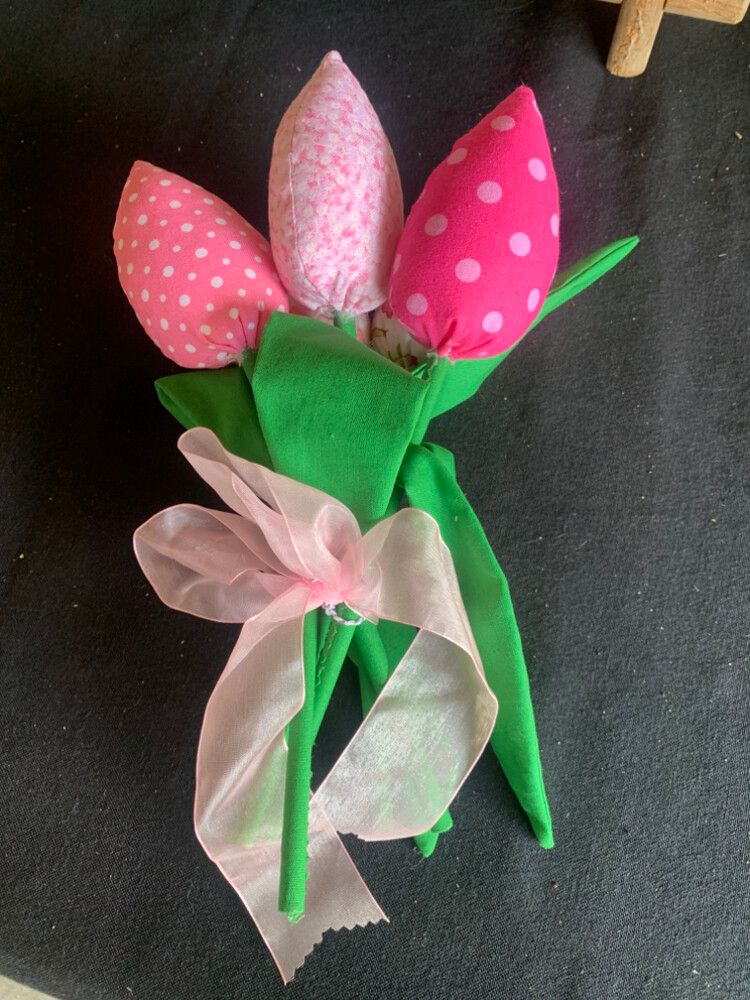Handcrafted Fabric Tulip Bouquet Pink