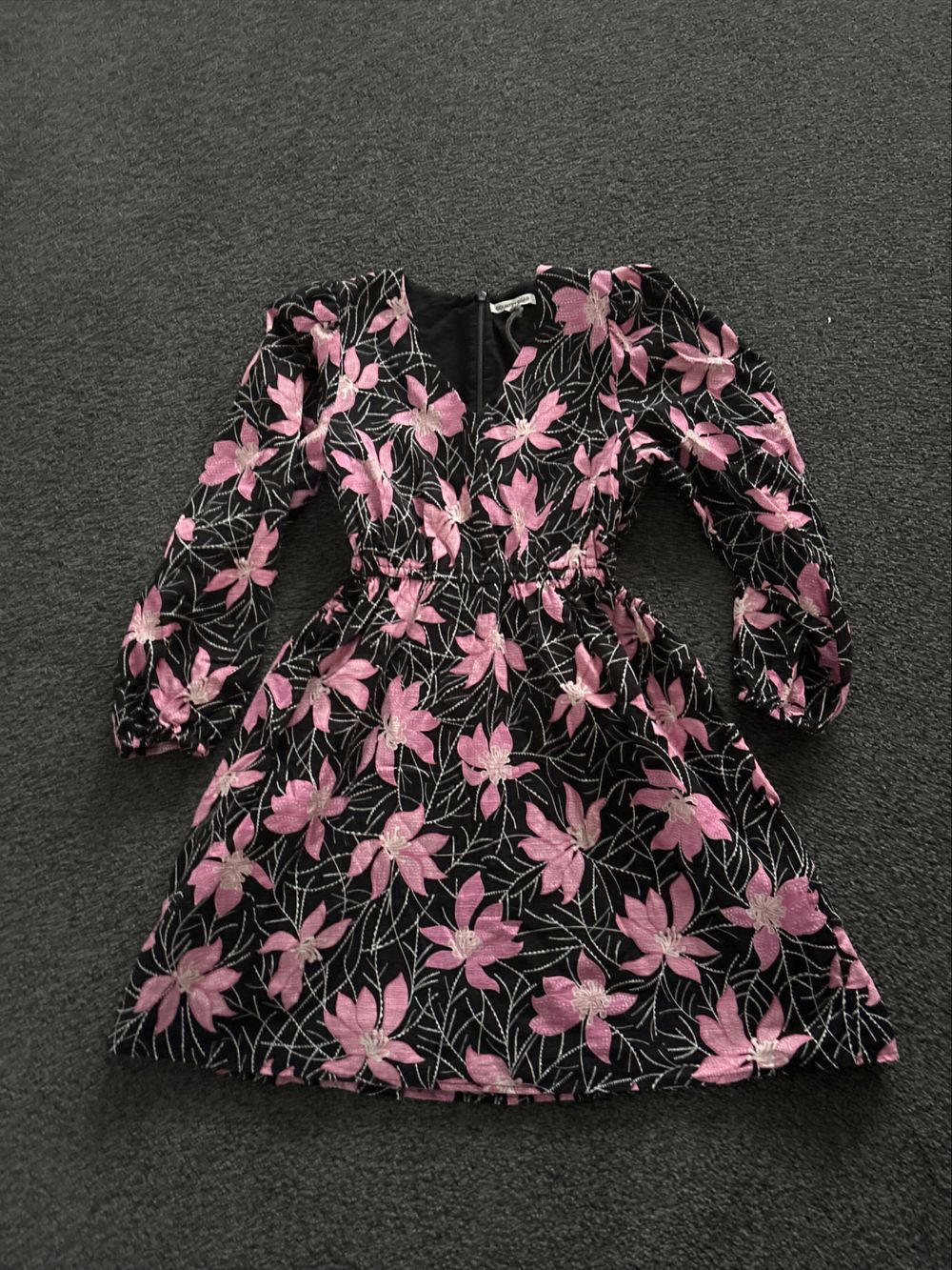 Country Road Black Floral Long Sleeve Dress - girls size 12