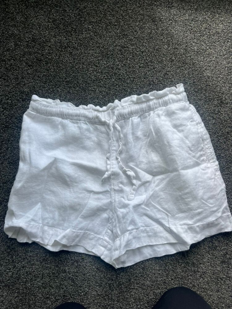 Country Road White Shorts