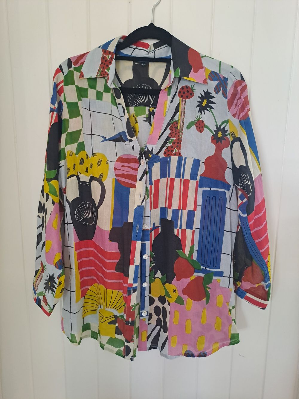 Lovely Patterned shirt, very fine 100% Cotton. S/M