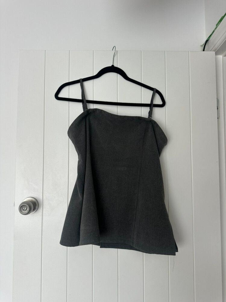 Max Grey Top