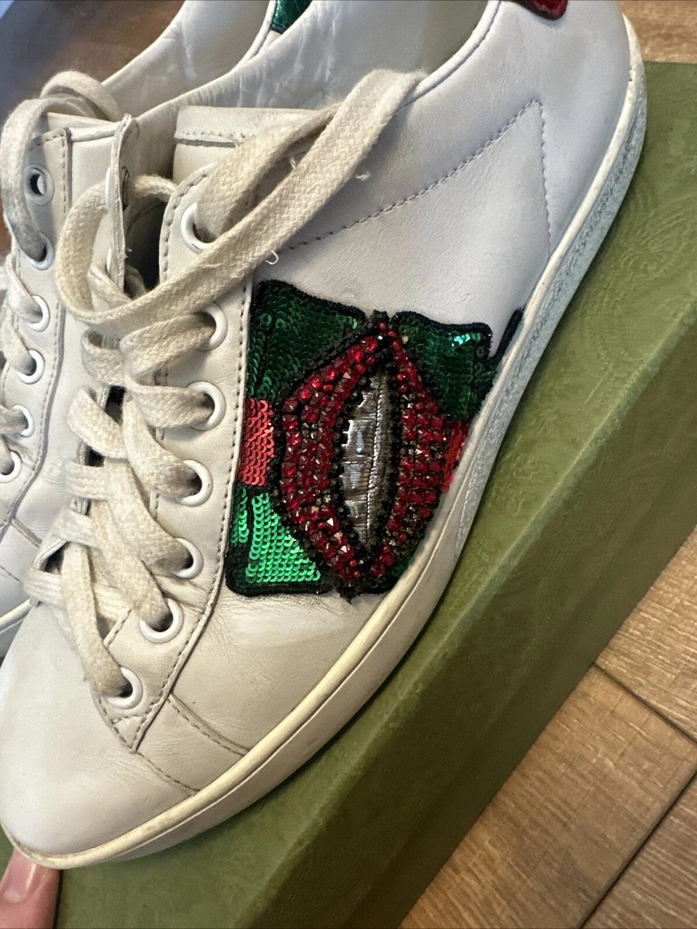 GUCCI Ace Sneakers 👄 Lips Sequin Embroidery🔥 White Leather – Size 37 Authentic