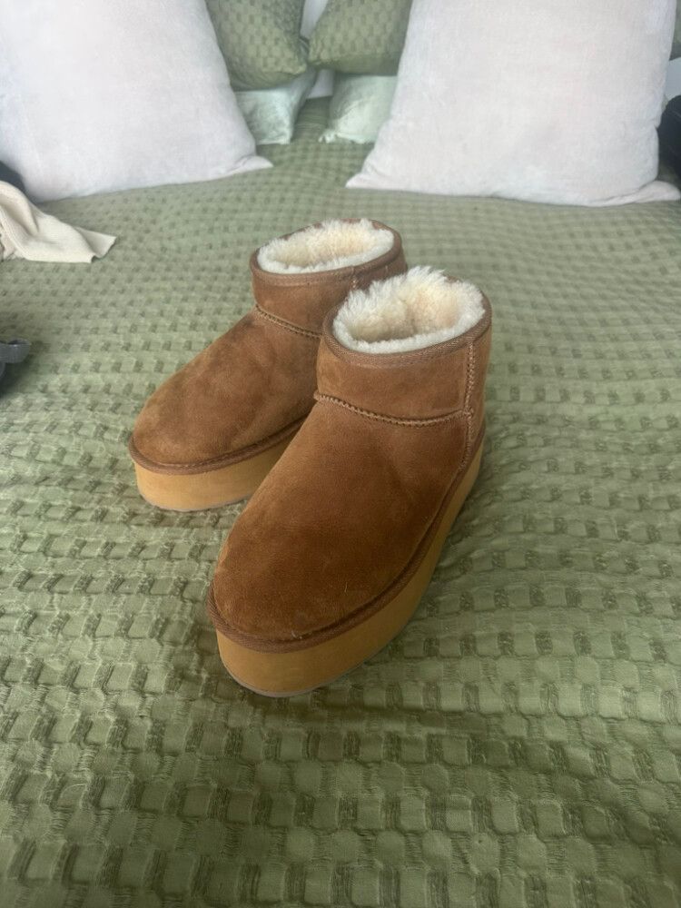 Emu Platform Ugg Boots