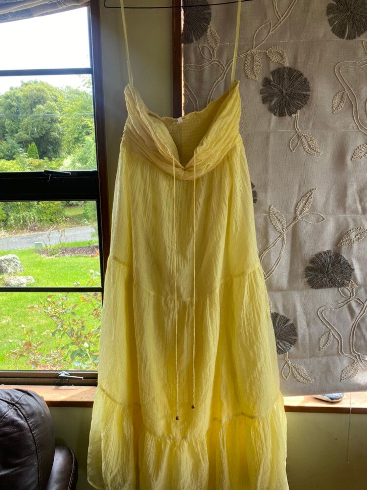 Billy J Boutique - Billy J Yellow Maxi Dress Size 16 on Designer Wardrobe