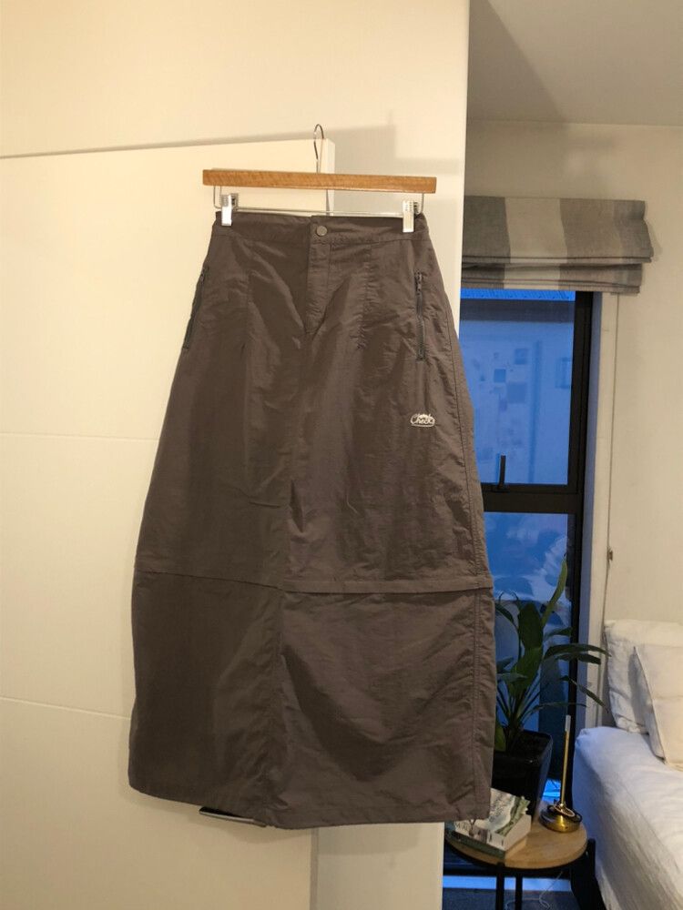 Zip Off Cargo Skirt