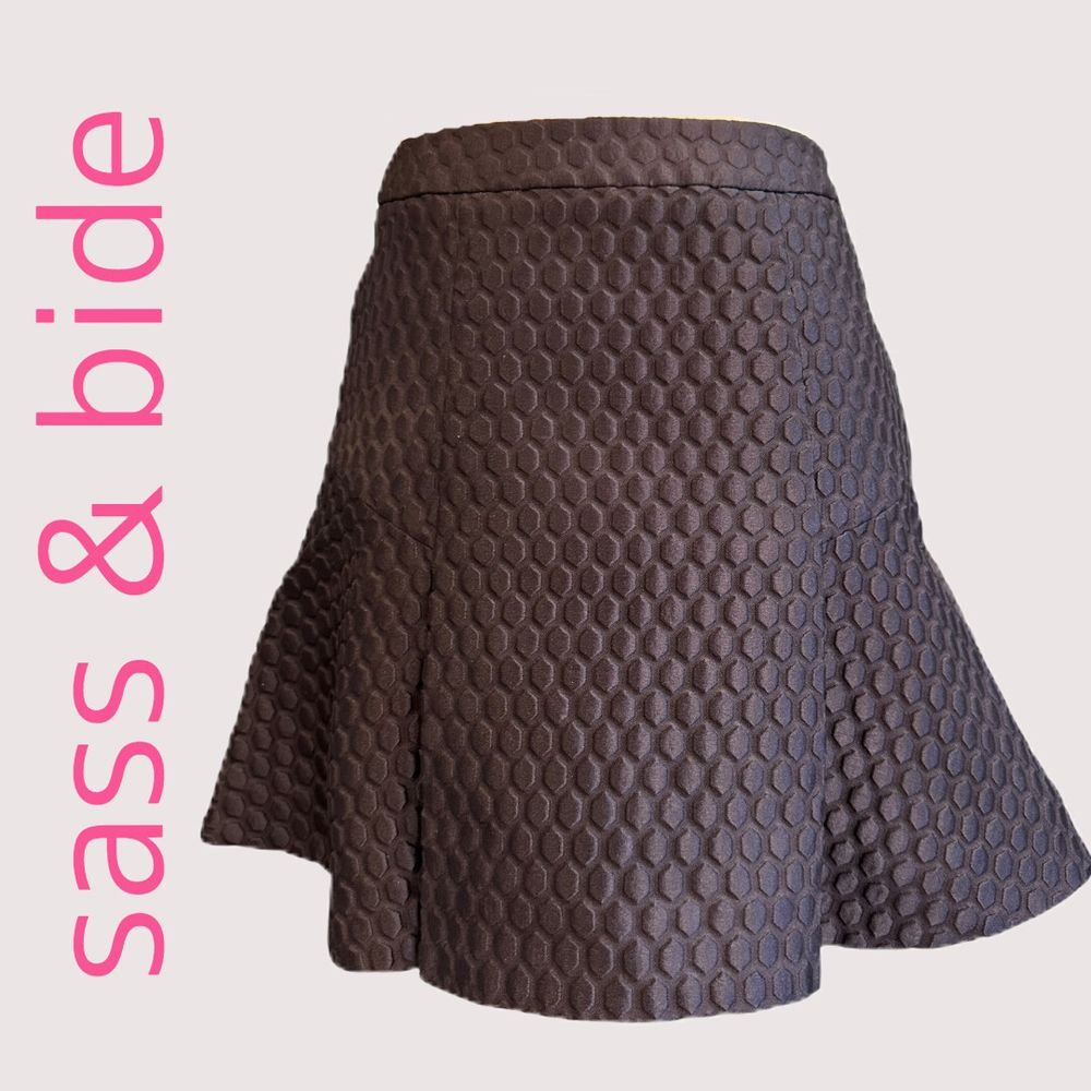 SASS & BIDE Planet Mars Textured Black Mini Skirt as new condition