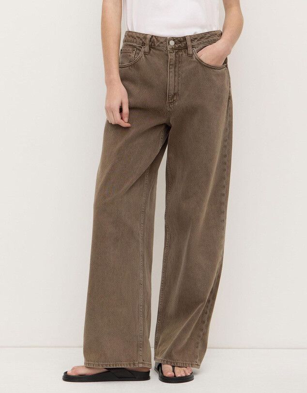 Assembly label jeans