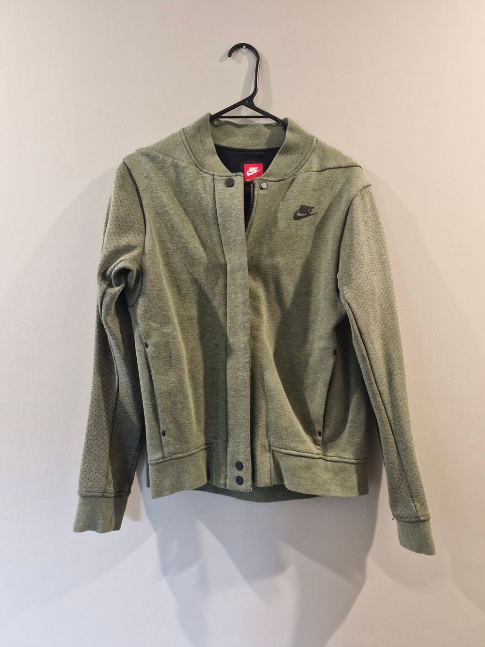 Green bomber