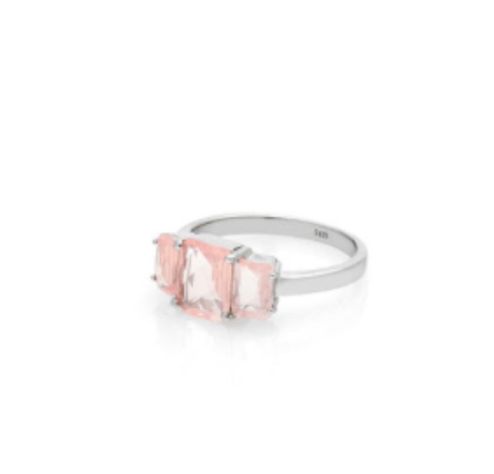 silk and Steel - rose quartz ring