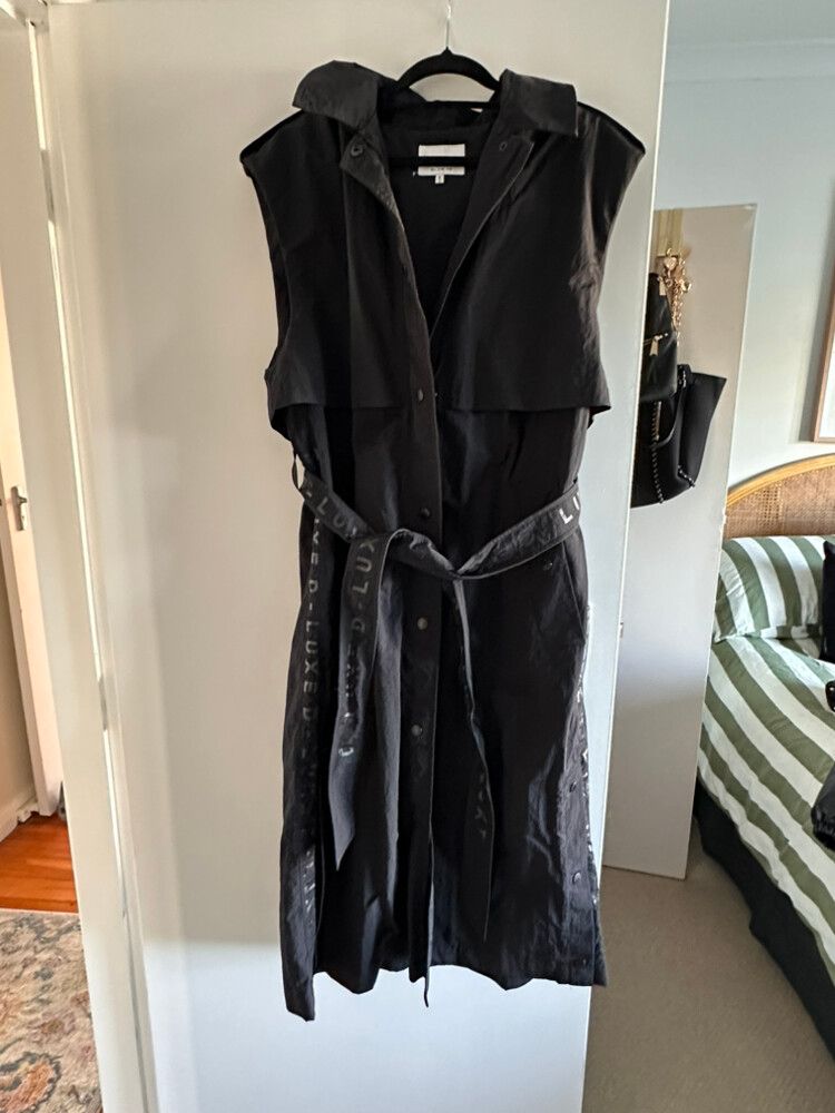 DECJUBA Sleeveless Trench
