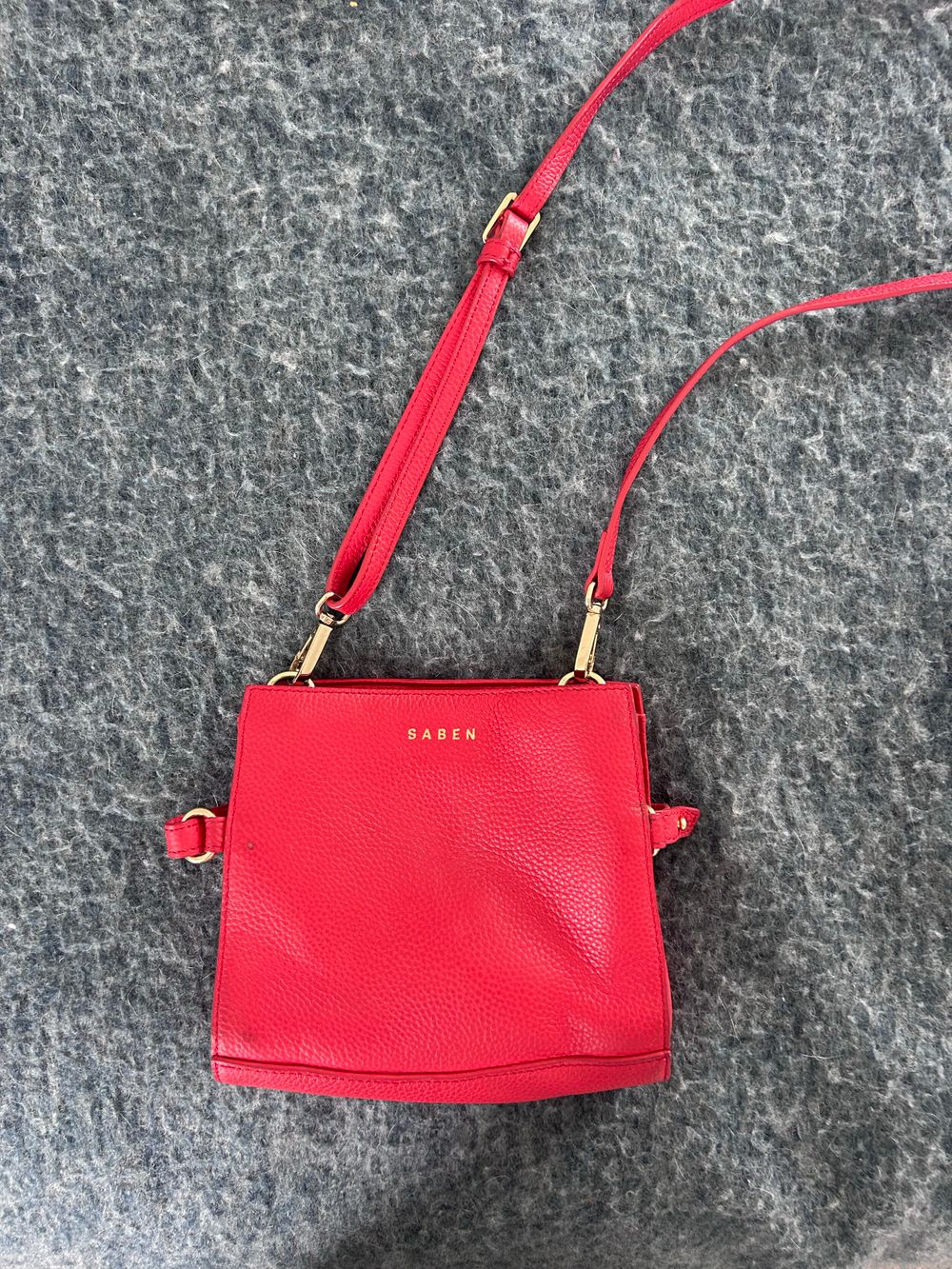 Saben Birdie Crossbody Bag