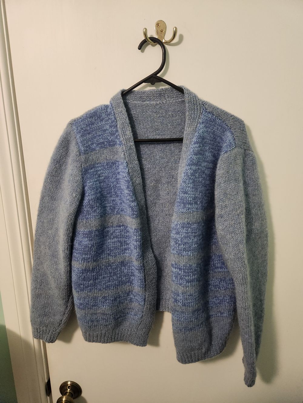 Woolen cardigan handmade