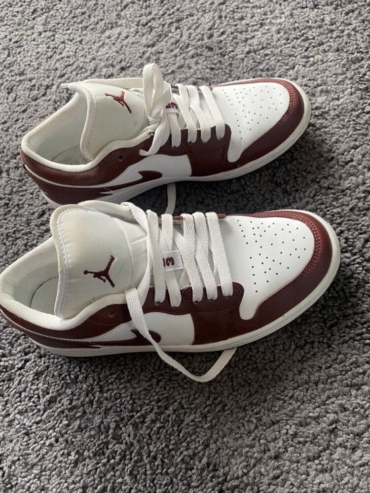 jordan 1 lows bronze eclipse