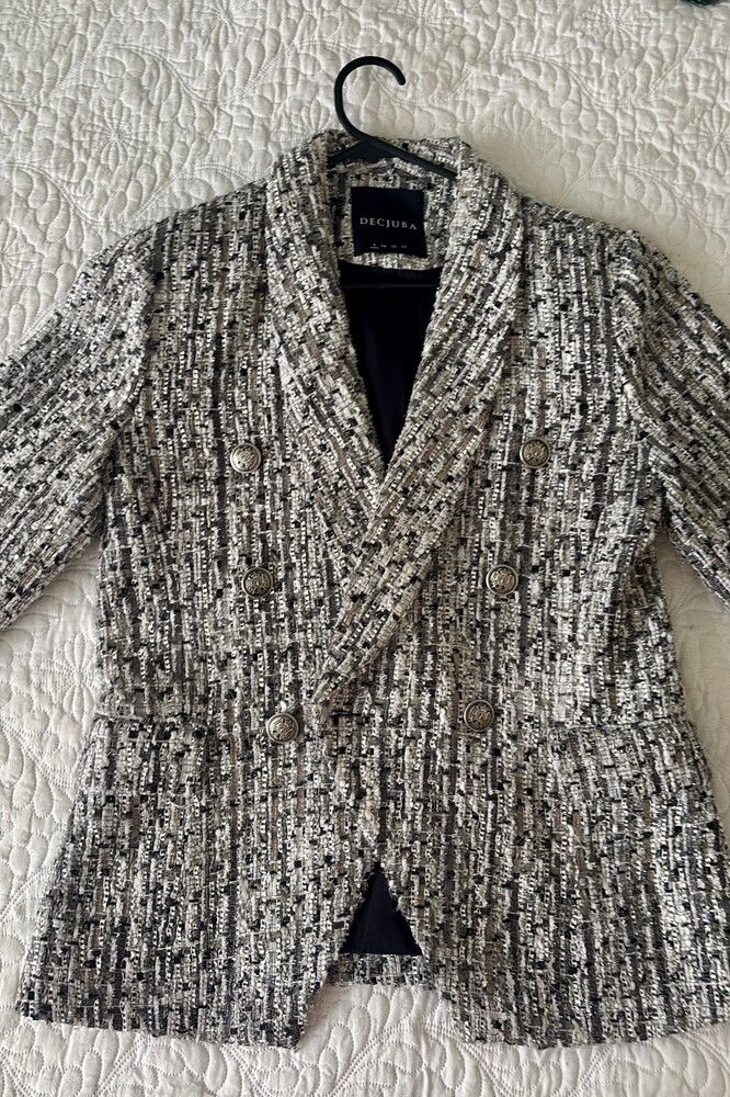 DECJUBA - Sparkly, Black and White  Blazer
