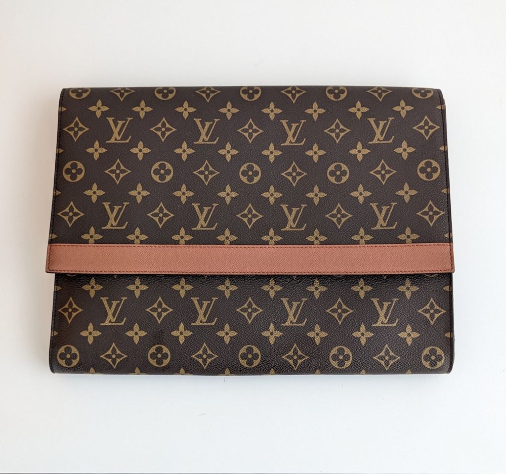 LOUIS VUITTON LARGE DOCUMENT CASE / LAPTOP BAG OVERSIZED CLUTCH  MONOGRAM