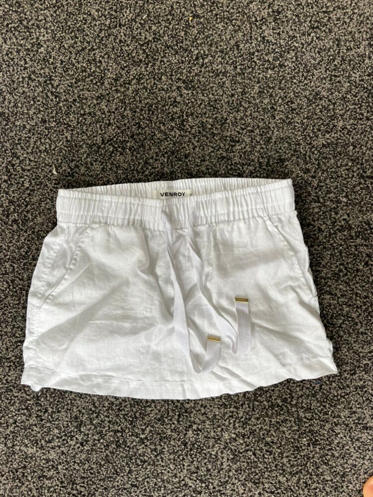 Venroy White linen skirt