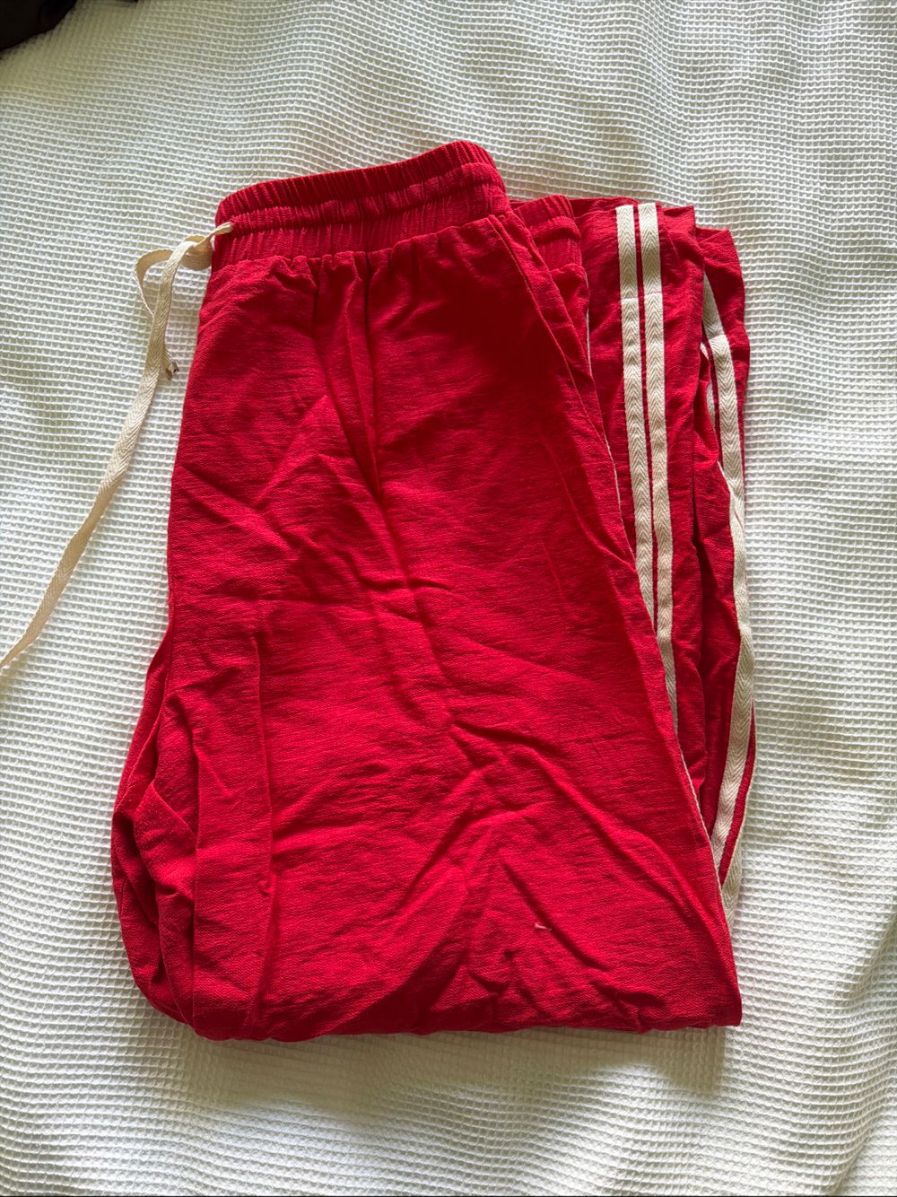 RUBY Red corvette trousers