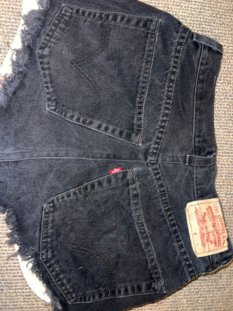 Levis Off Cut Shorts