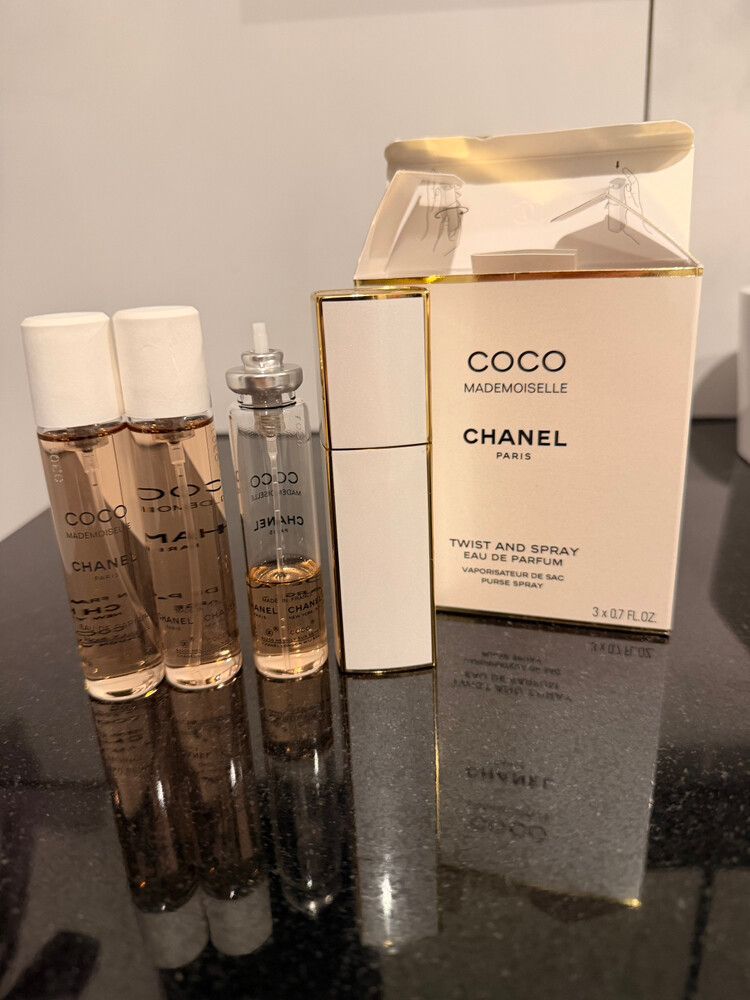 Chanel - Coco Chanel Mademoiselle Twist and Spray on Designer Wardrobe