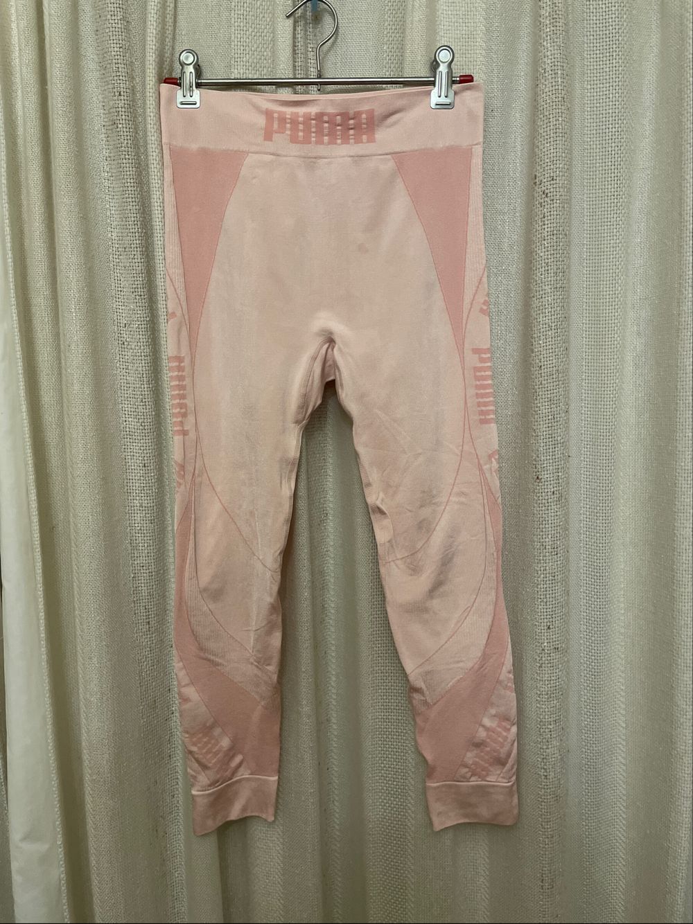 SALE: NEW Evoknit Leggings