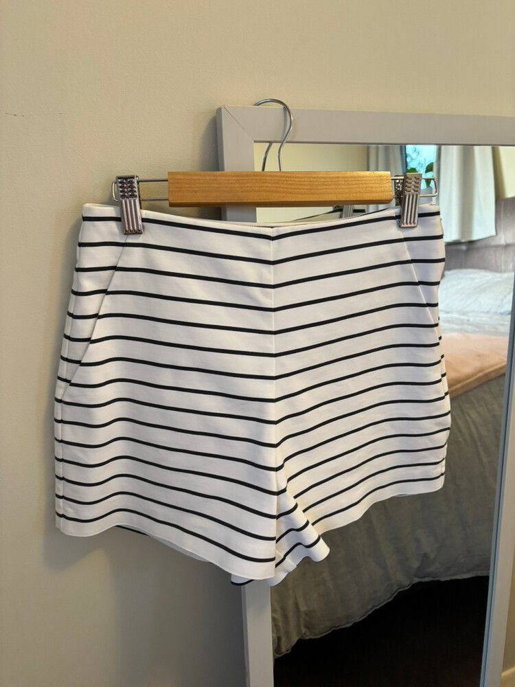 Forever New Shorts