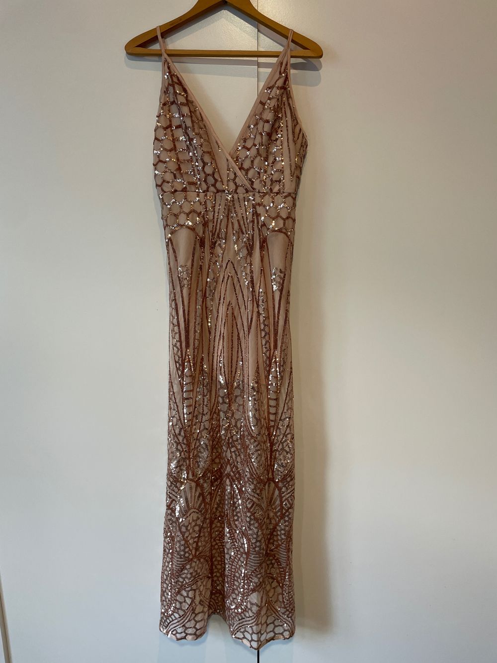 Shareen Collection - Shareen Collection Rose Gold Sequin dress on Designer  Wardrobe