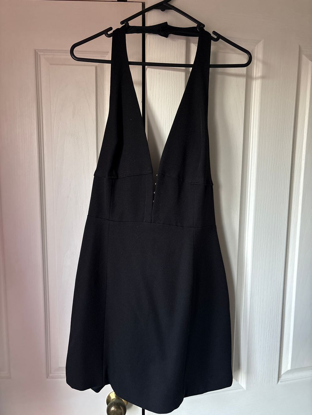 Glassons - Glassons Halter Black Dress on Designer Wardrobe