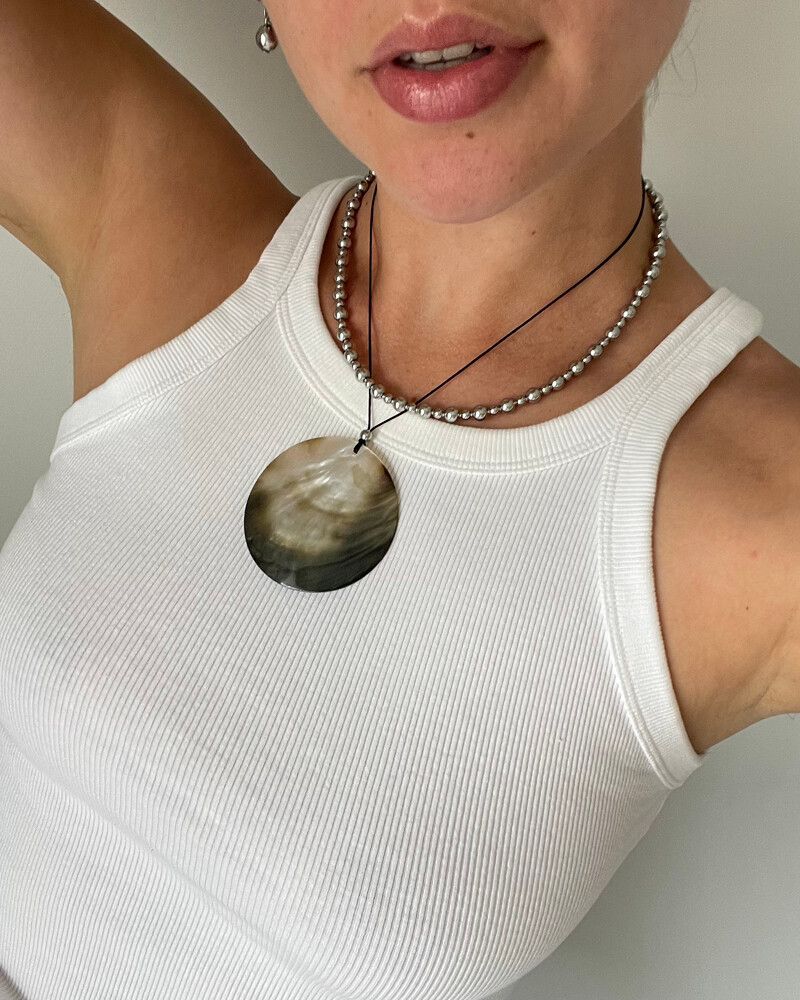 Paule Store Mother of Pearl Necklace