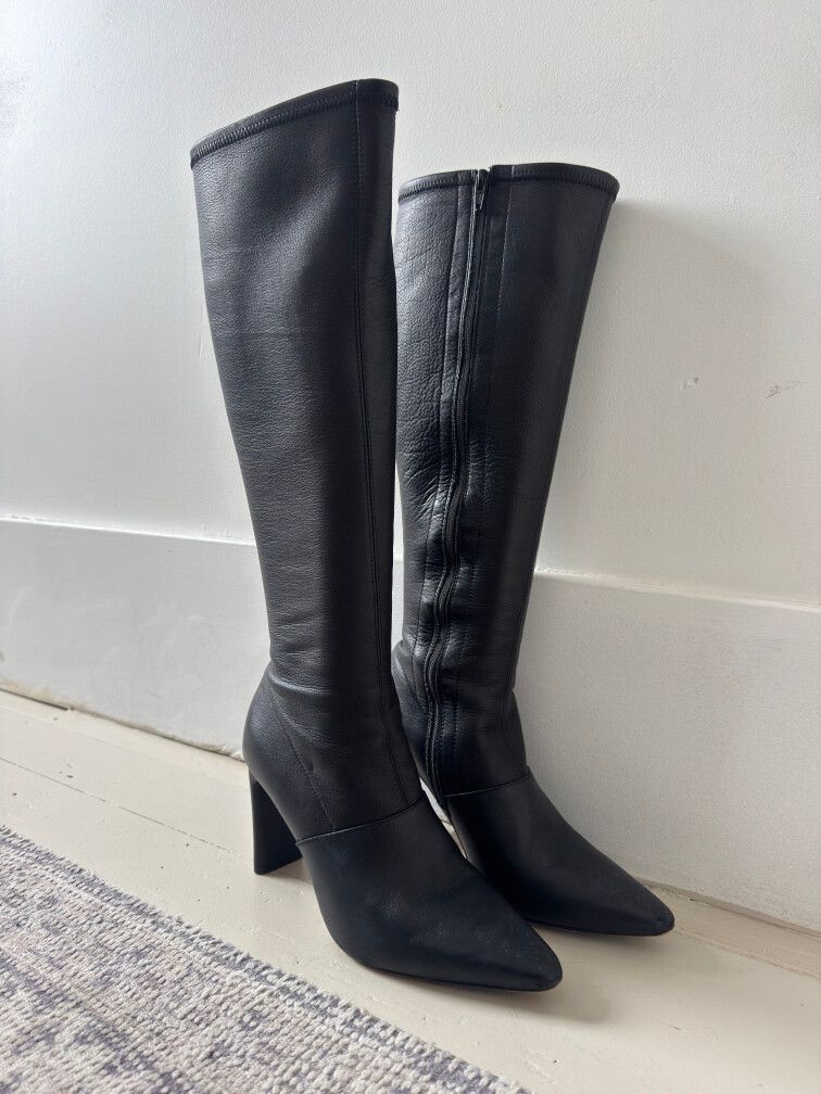 Mi Piaci Leather Boots