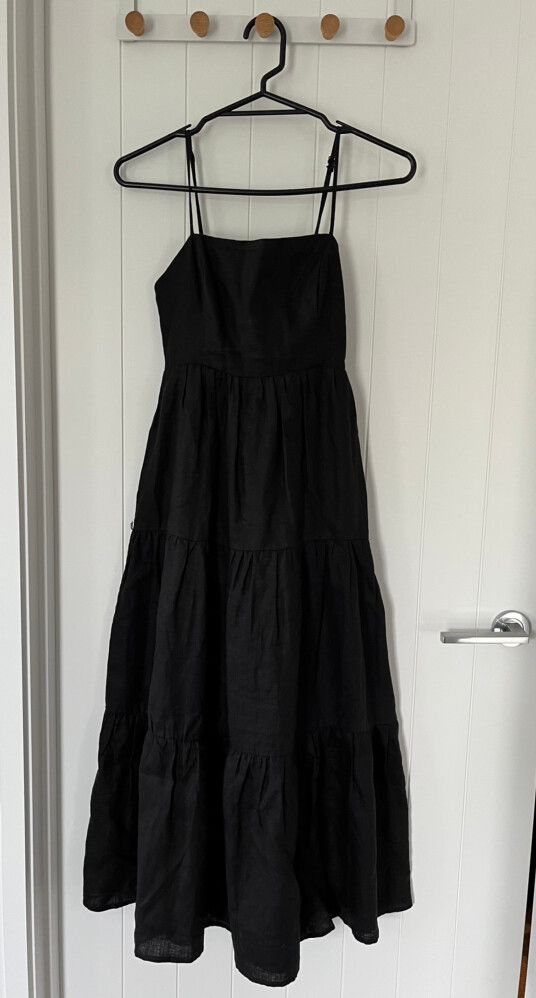 Aere - Black Linen MIDI Dress on Designer Wardrobe